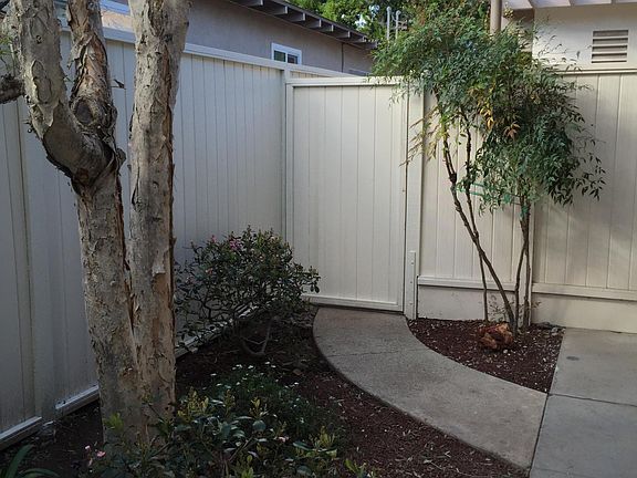 2nd image of 3726 San Remo Dr