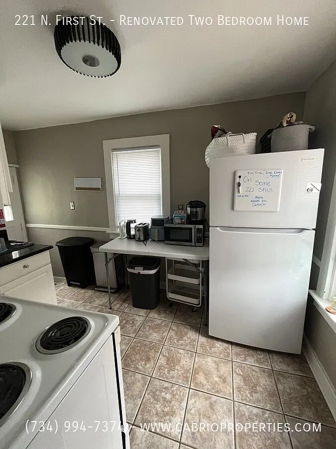 221 N. First Renovated Two Bedroom Home — Photo 4