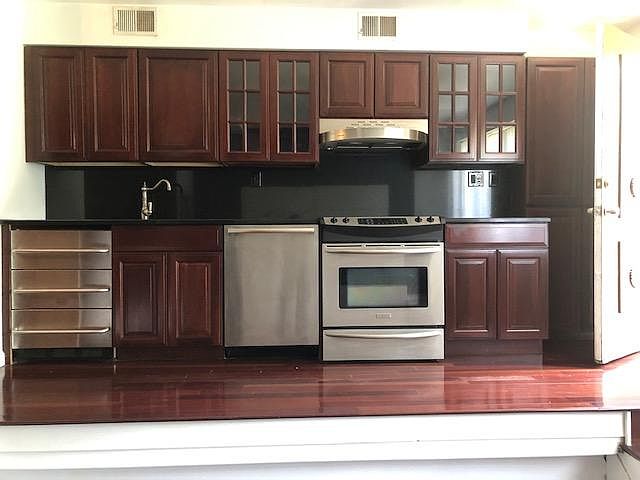 1st image of 200 Hilton Ave Unit 65