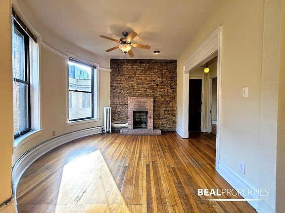 2nd image of 1220 N Dearborn St #B3