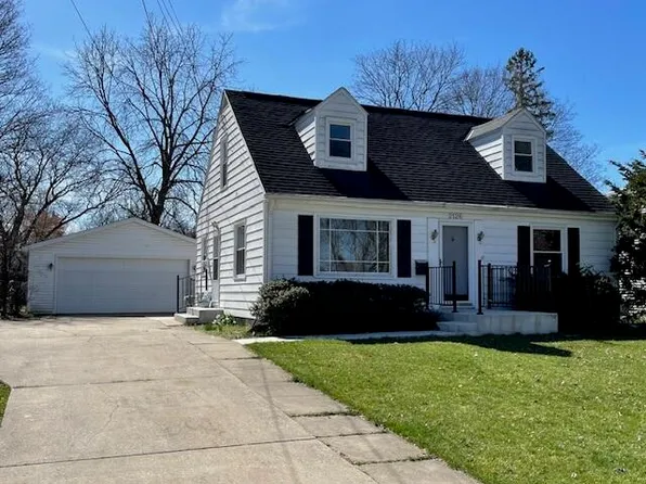 2126 Paddington Rd, Kalamazoo, MI 49001