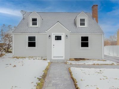 136 Newfield Avenue, Hartford, CT, 06106