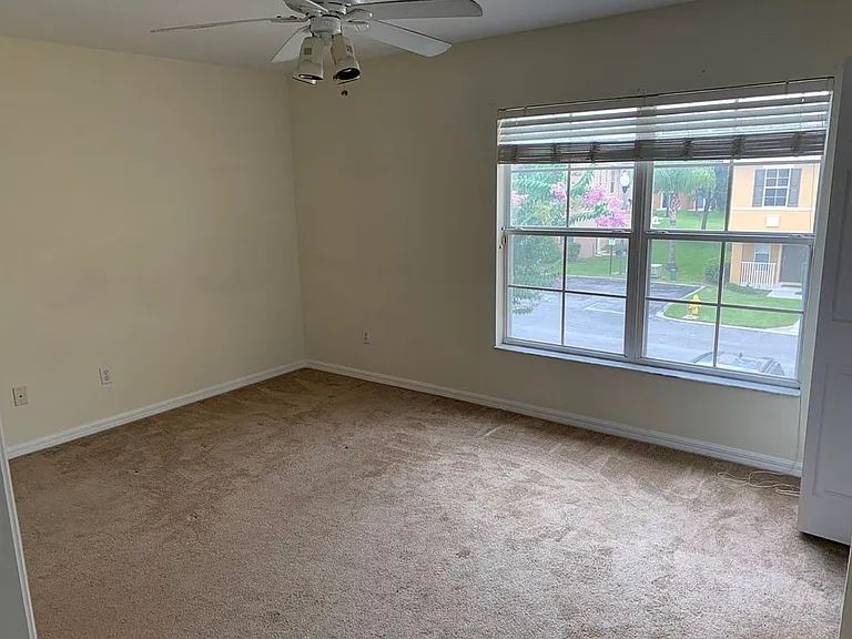 3816 Silverbell Loop — Photo 7