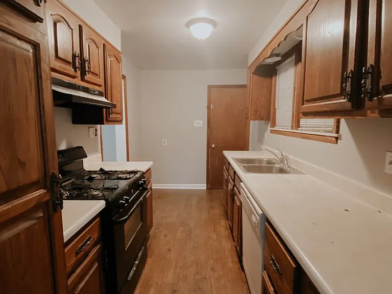 2937 Sacramento Ave — Photo 11