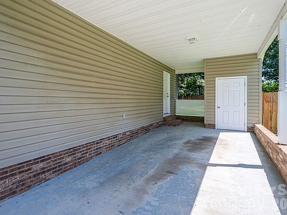5th image of 145 Eagles Nest Way