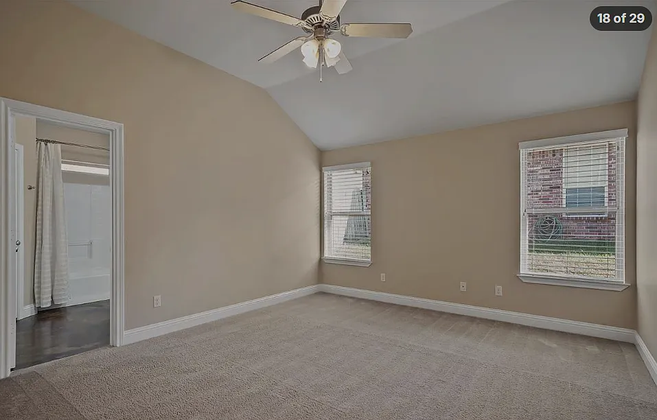 3 bed, 1869 sqft, $2,200 — Photo 2