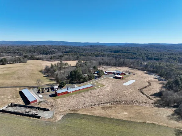 47 Cross St, Bernardston, MA 01337
