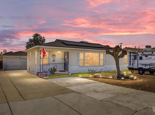 141 Loma Linda Dr, Bakersfield, CA 93305