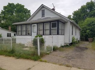 56 Gillespie Ave, Pontiac, MI 48341
