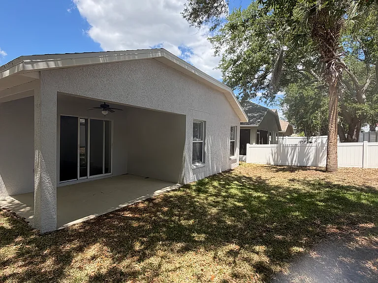 11719 Crest Creek Dr — Photo 12