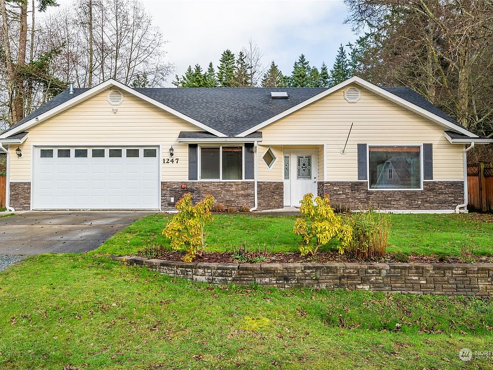 1st image of 1247 Dewey Drive