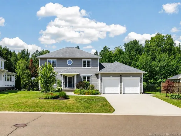 7 Highgate Ct, Riverview, NB E1B 5T8