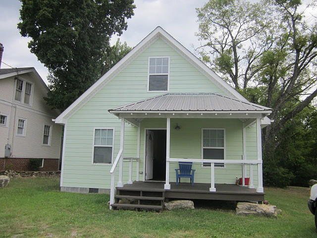 1st image of 5004 14th Ave