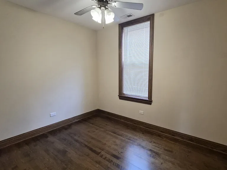 3238 N Hamlin Ave #2 — Photo 10