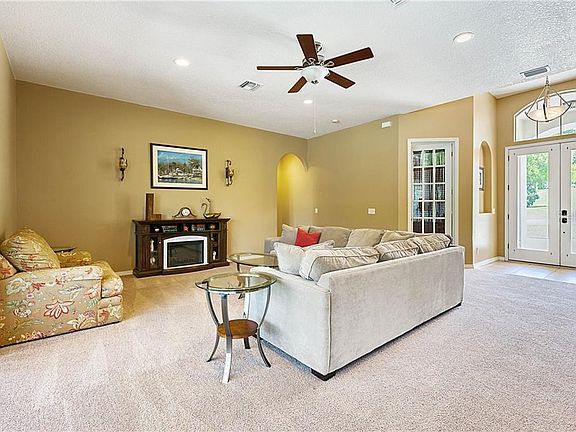 3rd image of 13102 Sunshine Cir