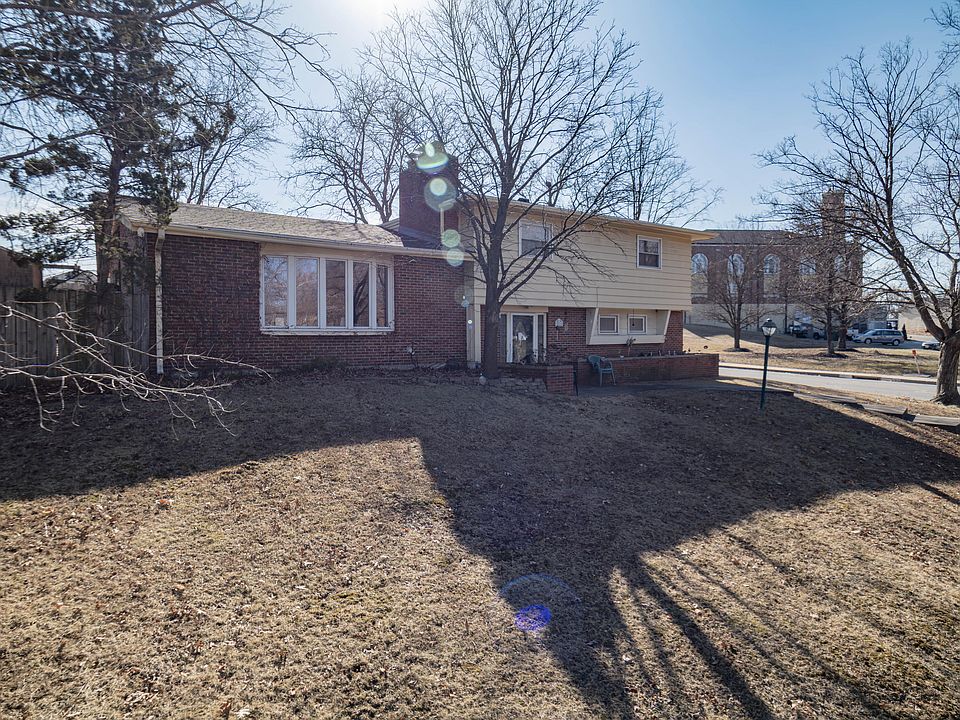 1st image of 1004 W Reed St