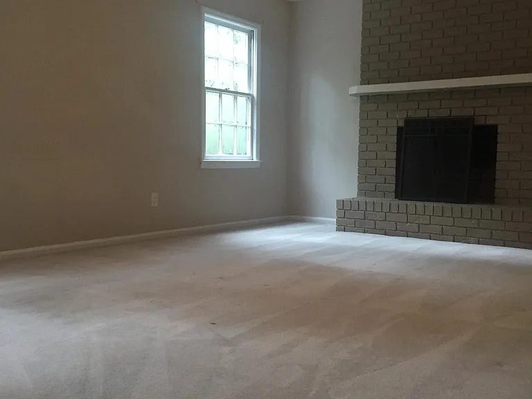 214 Oakleaf Dr — Photo 24