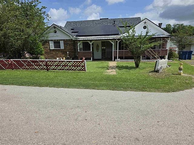 1st image of 200 Rogers Ave