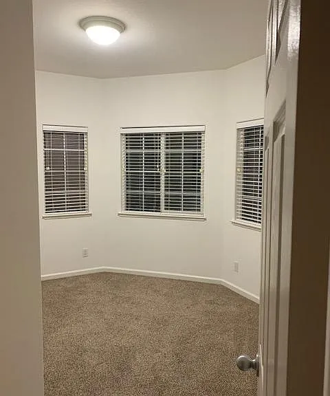 420 Hickory Cir — Photo 11