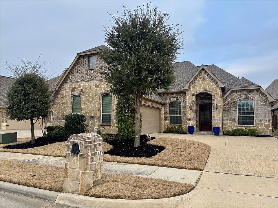 1st image of 7009 Avery Ln