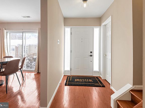 3rd image of 3860 Persimmon Cir
