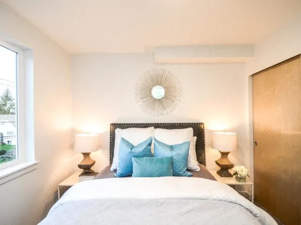 Blue Stone Apartments