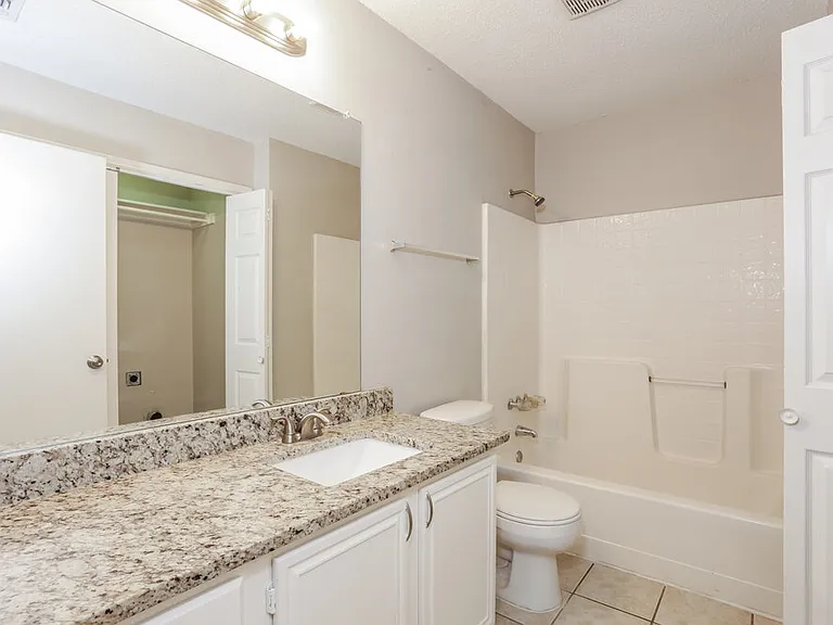 317 W Glen Meadow Dr — Photo 14