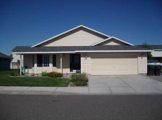 8211 Lopez Dr, Pasco, WA