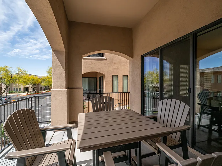 15550 S 5th Ave #108 — Photo 30