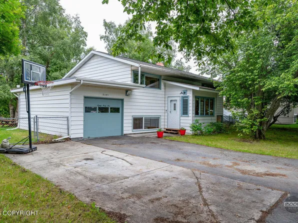 8045 Huckleberry St, Anchorage, AK 99502