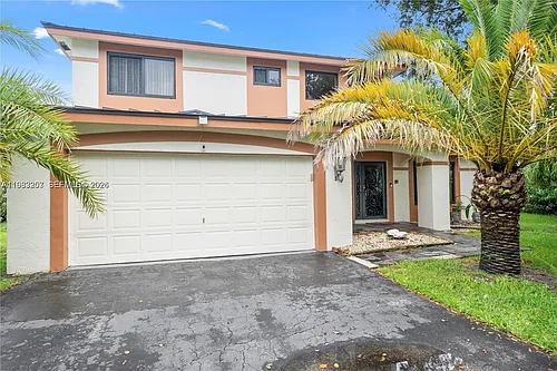 2481 N Riverdale Dr N Photo 1