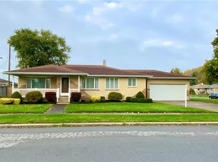 48 Trudy Ln, Cheektowaga, NY 14227