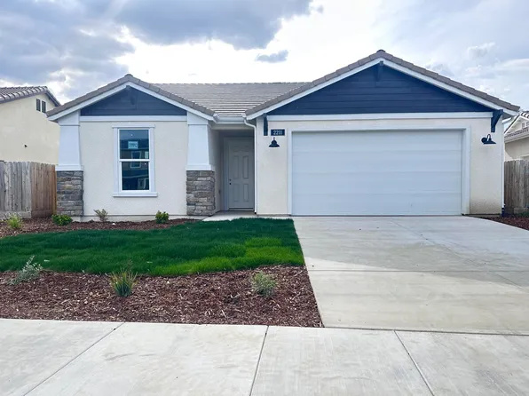 2211 S Edison Street, Visalia, CA 93292