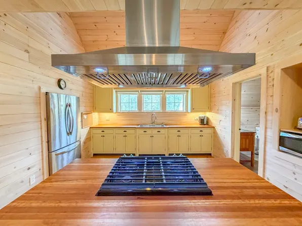 675 Sanderson Hill Road, Charleston, VT 05872