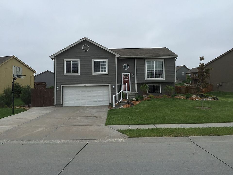 1st image of 6614 N 149th St
