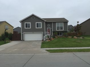 6614 N 149th St, Omaha, NE 68116