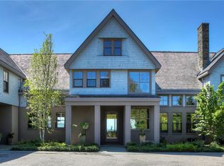 58 Brenton Rd, Newport, RI 02840