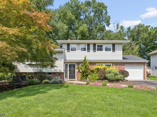 11 Surrey Ln, Springfield Twp., NJ 07081