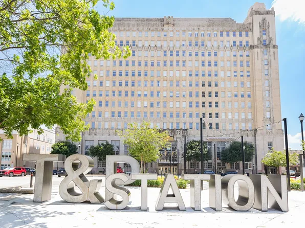 221 W Lancaster Ave Unit 11009, Fort Worth, TX 76102