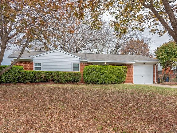 2nd image of 5001 Basswood Ct