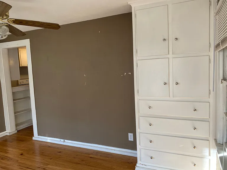 3132 Greene Ave #C — Photo 11