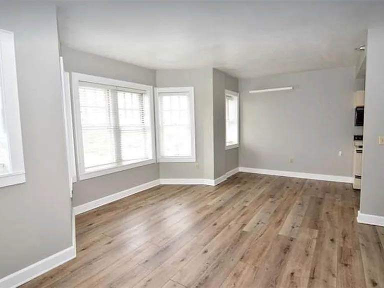 230 E 9th St #607 — Photo 2