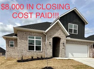 950 Trestle Ln, Centerton, AR 72719