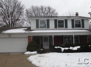 1385 Esch Ct, Ann Arbor, MI 48104
