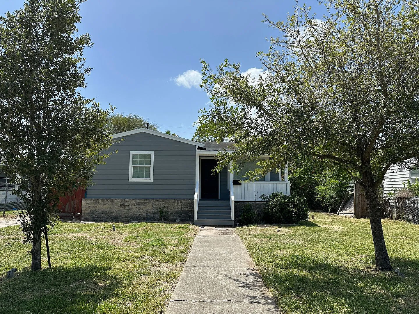Ready for move in — Photo 1