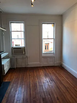 Rented by Flatiron Real Estate Advisors LLC | media 3