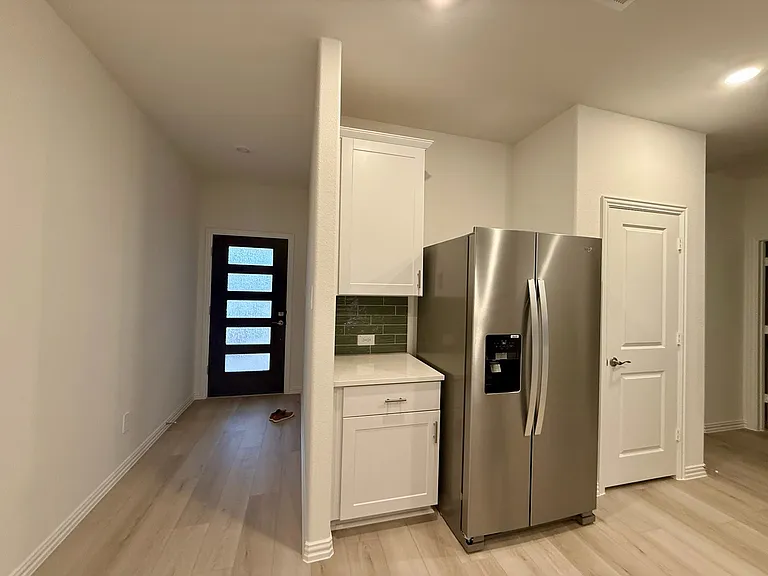 1733 Arches Rd — Photo 5