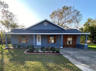 903 N Virginia St, Terrell, TX 75160