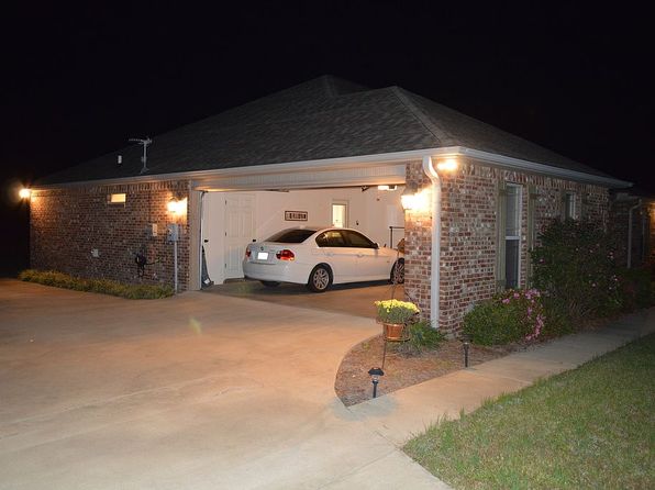 492 Herchel Gallop Rd, Caledonia, MS 39740