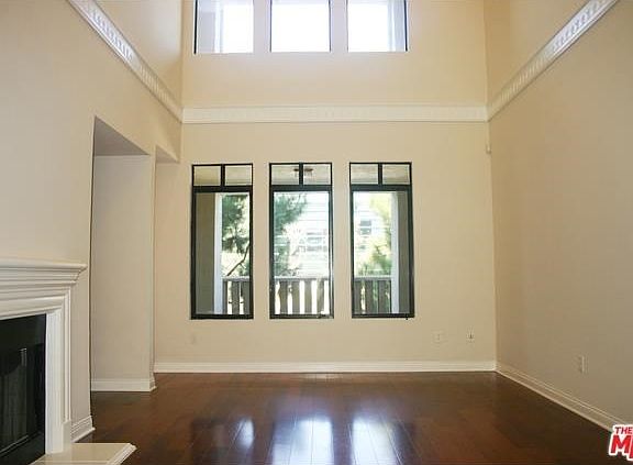 5th image of 5625 Crescent Park W APT 118